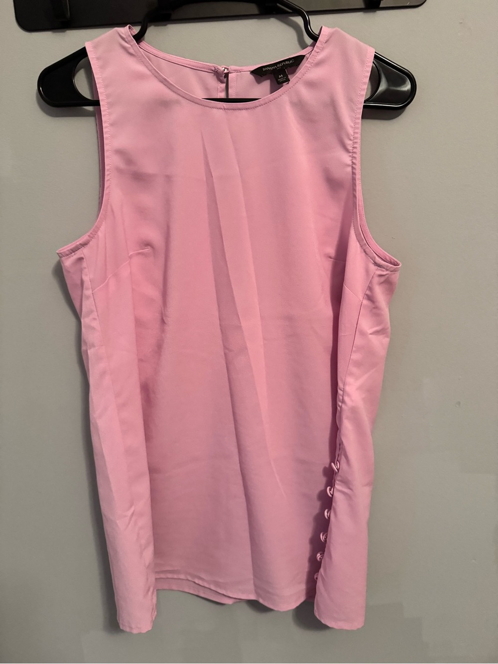 Banana Republic Pale Pink Sleeveless Shell Top